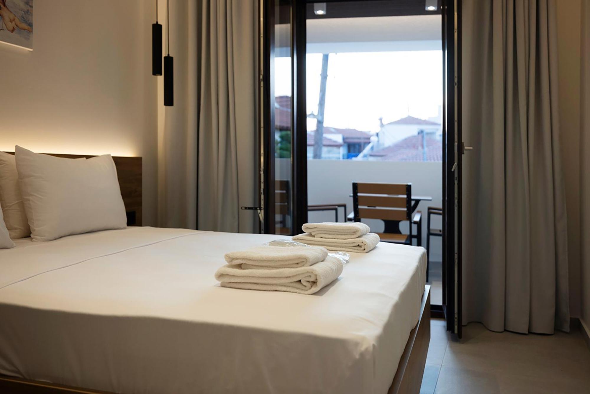 Akira Suites Афитос Экстерьер фото